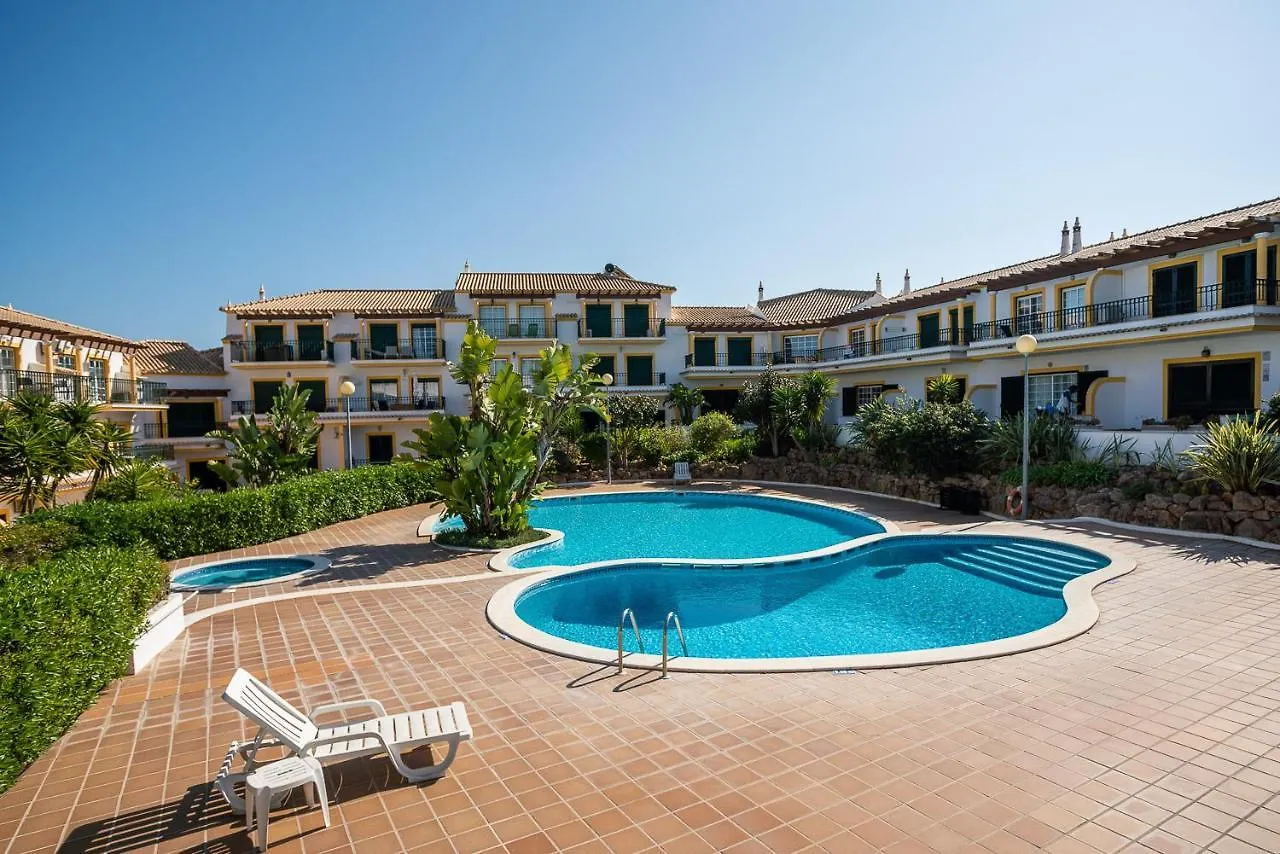 Decor N' Cozy Place For Families And Friends Guia  0*, Guia (Faro) Portogallo